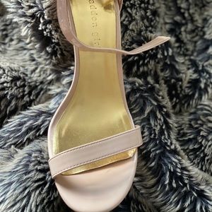 Madden girl tan heels
